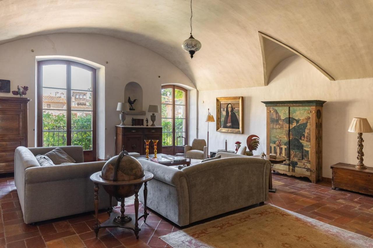 فندق El Palauet De Monells - Adults Only المظهر الخارجي الصورة