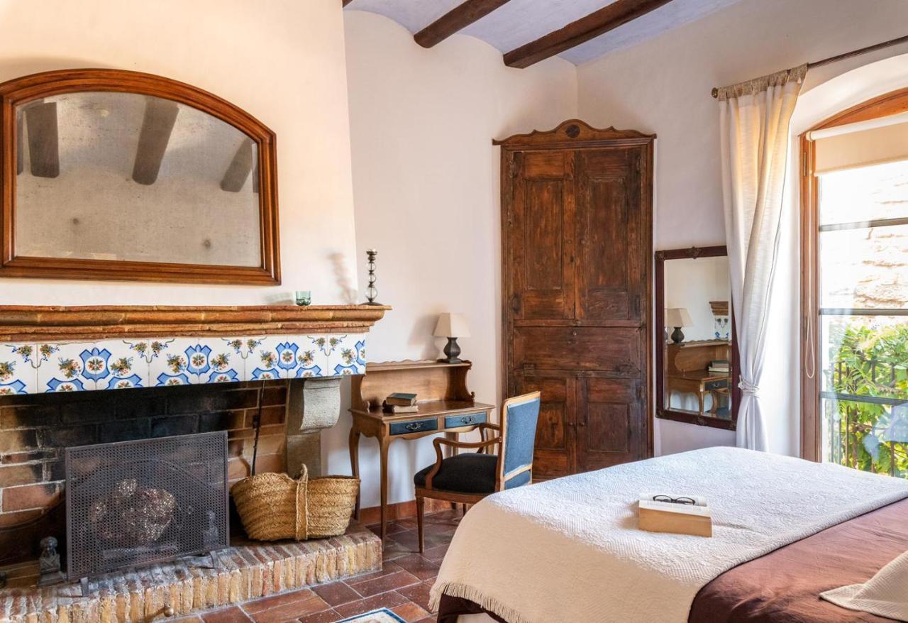 فندق El Palauet De Monells - Adults Only المظهر الخارجي الصورة