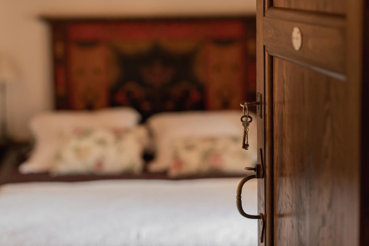 فندق El Palauet De Monells - Adults Only المظهر الخارجي الصورة